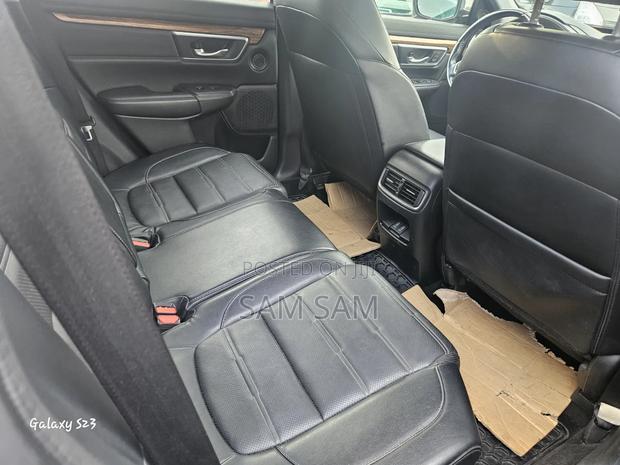 Honda CR-V 2018 Silver