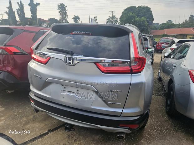 Honda CR-V 2018 Silver