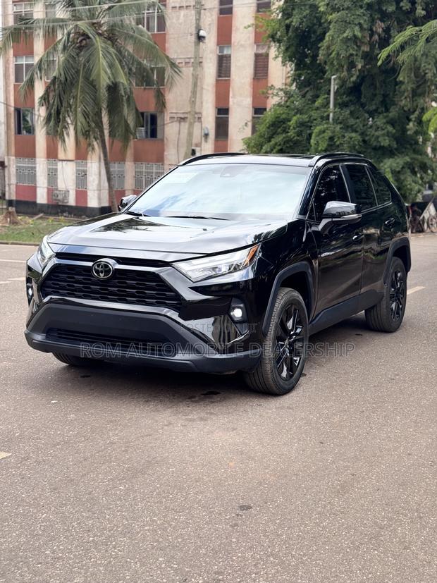 Toyota RAV4 2023 Black