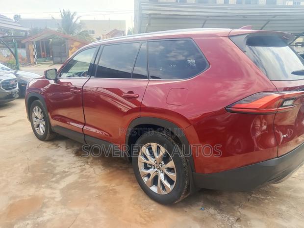 Toyota Highlander 2024