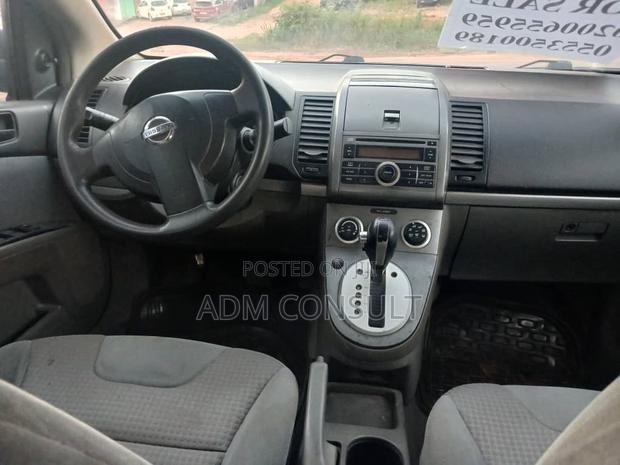 Nissan Sentra 2.0 2010 Black