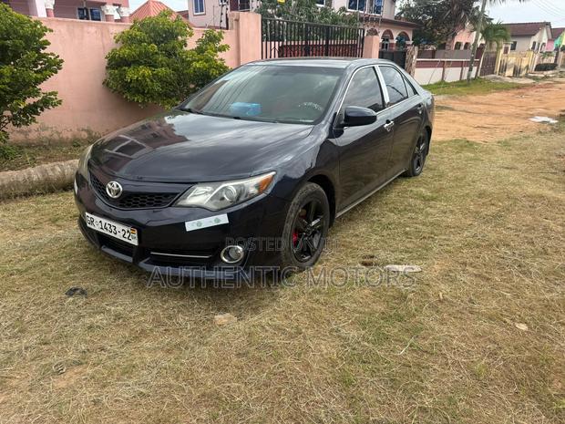 Toyota Camry 2014 Black