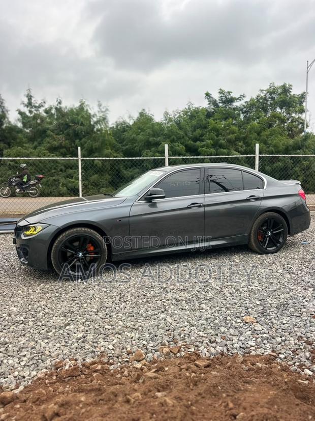 BMW 330i 2018 Gray