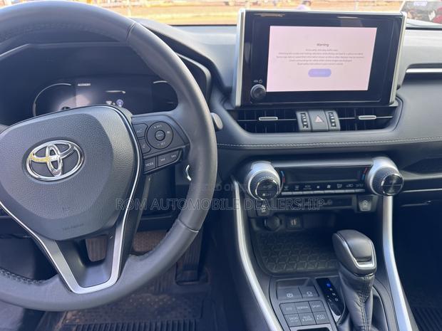 Toyota RAV4 2023 Black