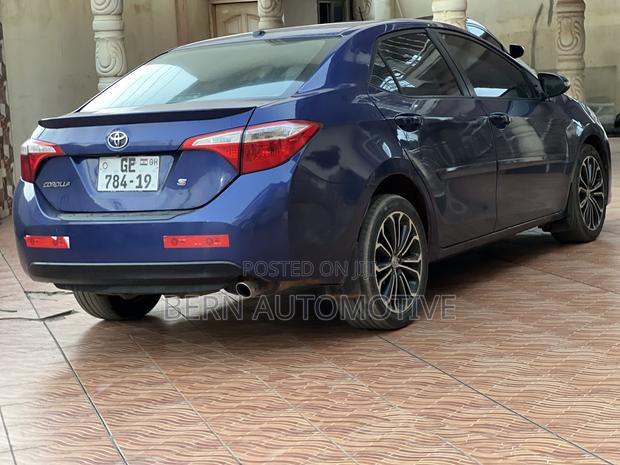 Toyota Corolla S Premium 4dr Sedan (1.8L 4cyl CVT) 2014 Blue
