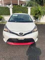 Toyota Vitz 2015 White for sale