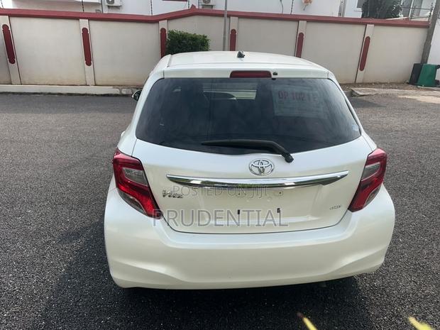 Toyota Vitz 2015 White