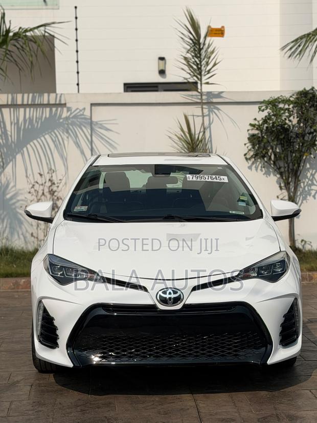 Toyota Corolla 2017 White
