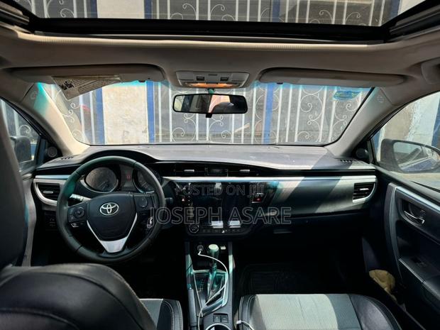 Toyota Corolla S 4dr Sedan (1.8L 4cyl CVT) 2015 Blue