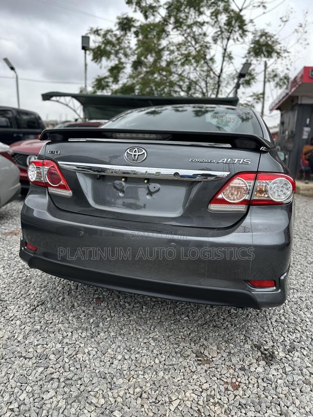 Toyota Corolla Altis 2012 Gray