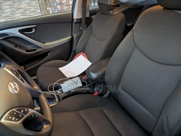 Hyundai Elantra 2016 Black