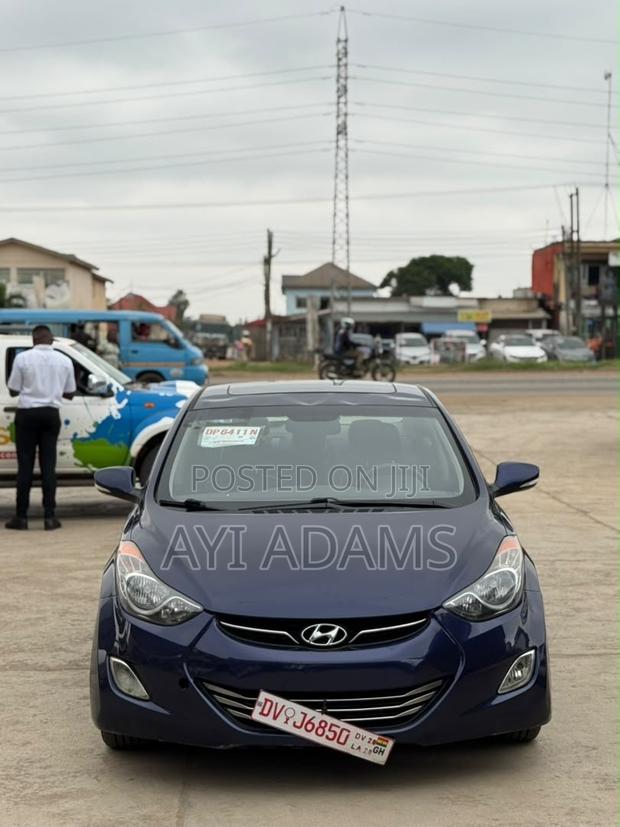 Hyundai Elantra Limited Sedan FWD (1.8L 4cyl 6A) 2013 Blue