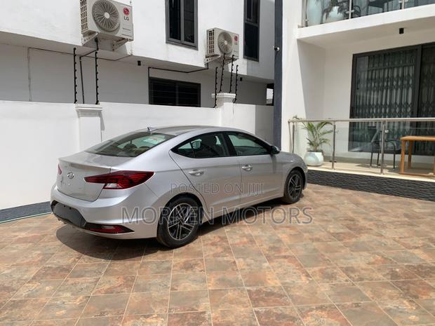 Hyundai Elantra SE 2019 Silver