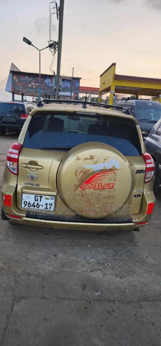 Toyota RAV4 2.5 Limited 4x4 2012 Gold
