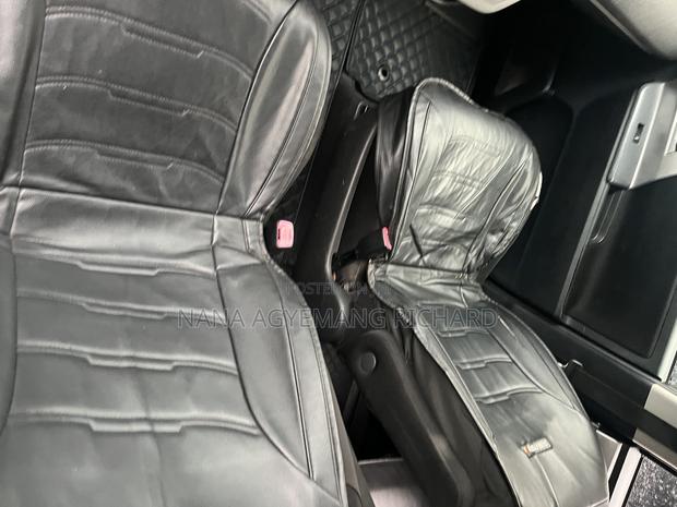 Toyota Voxy ZS Kirameki III 2WD 8-Seater 2013 Blue