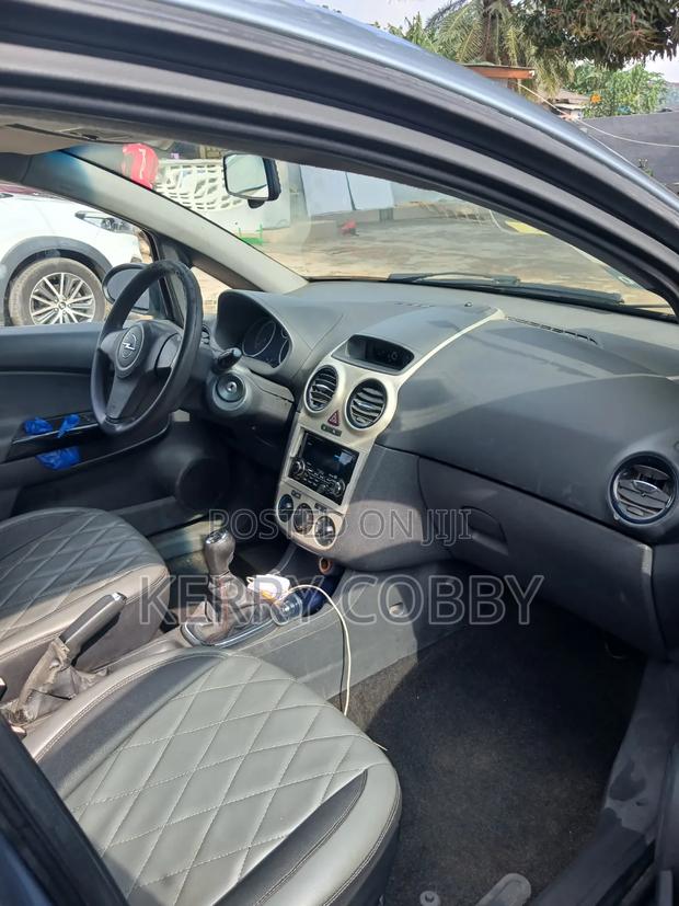 Opel Corsa 2010 Gray