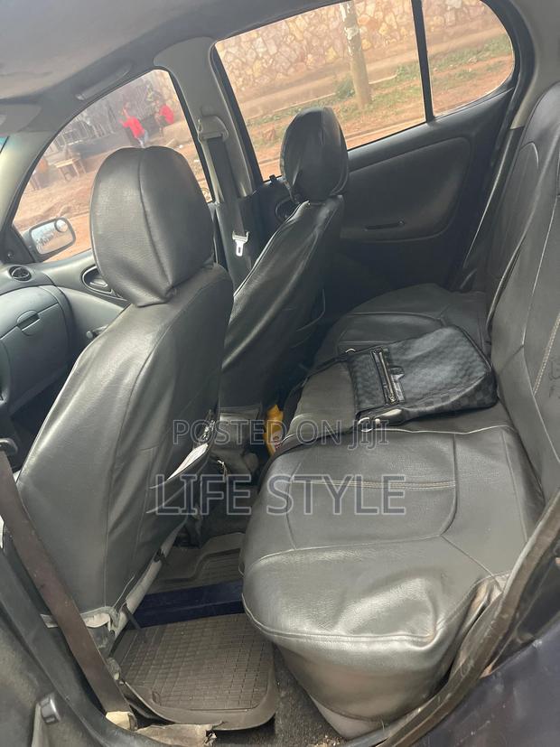 Toyota Echo Sedan 2005 Gray