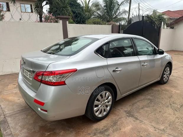 Nissan Sentra S 2016 Silver
