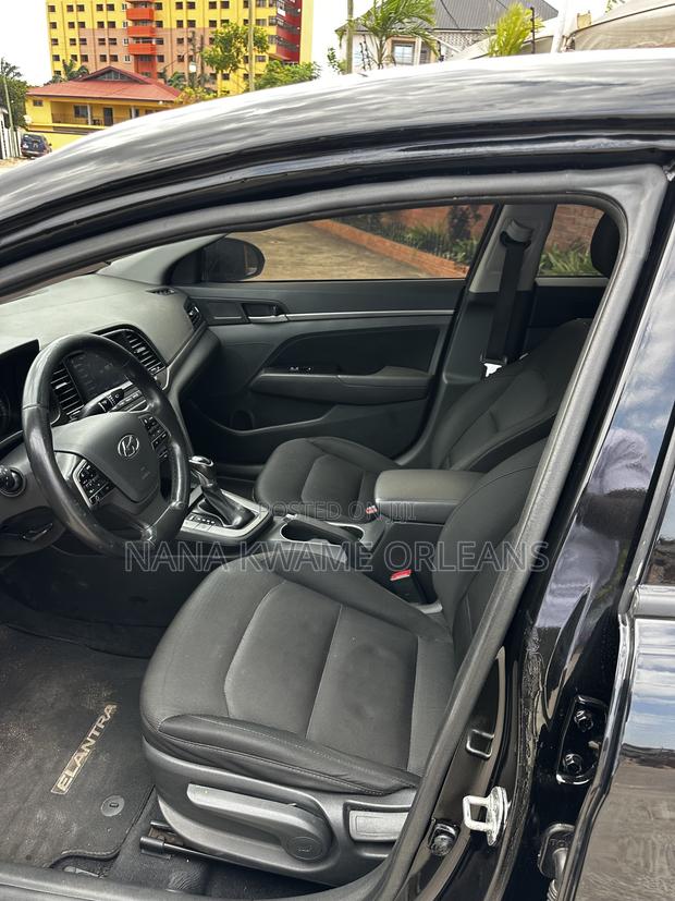 Hyundai Elantra Limited 2018 Black