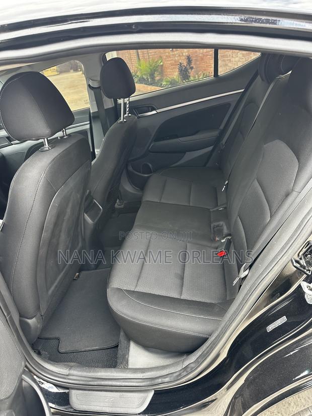 Hyundai Elantra Limited 2018 Black