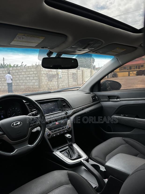 Hyundai Elantra Limited 2018 Black