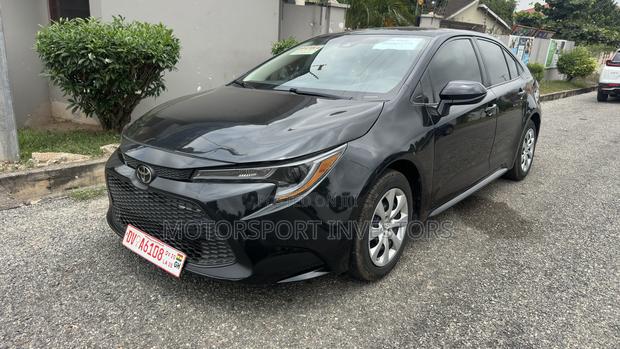 Toyota Corolla LE 2021 Black