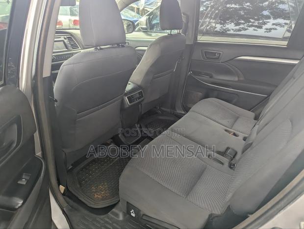 Toyota Highlander LE Plus 4dr SUV (3.5L 6cyl 6A) 2014 Silver