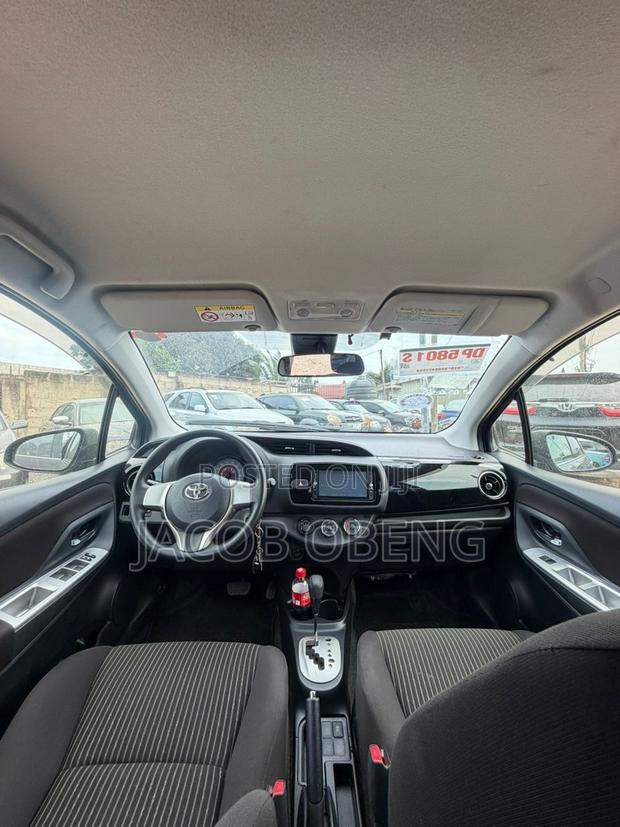 Toyota Vitz 2015 Black
