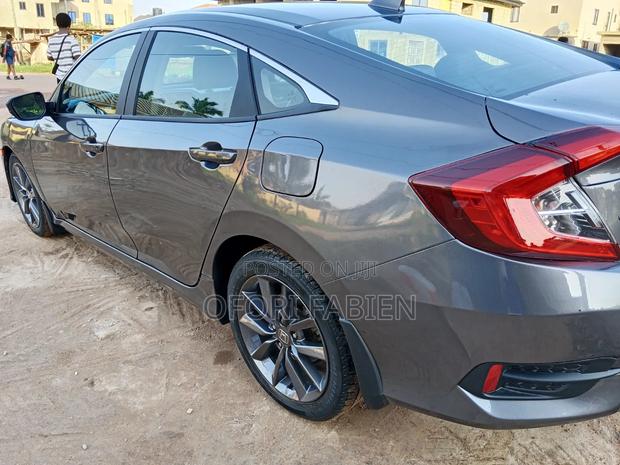 Honda Civic 2020 Gray