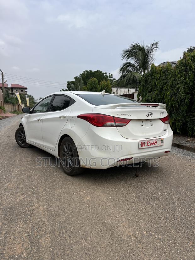 Hyundai Elantra 2013 White