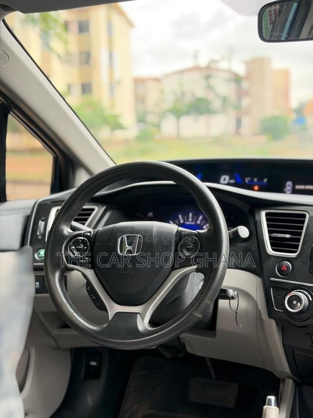 Honda Civic LX 4dr Sedan (1.8L 4cyl 5M) 2015 Blue