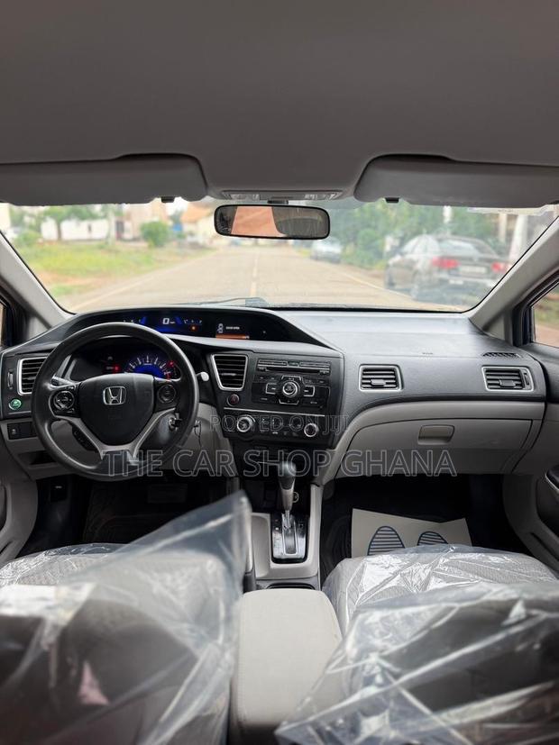 Honda Civic LX 4dr Sedan (1.8L 4cyl 5M) 2015 Blue