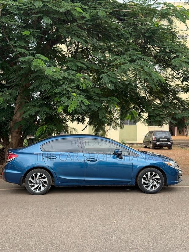 Honda Civic LX 4dr Sedan (1.8L 4cyl 5M) 2015 Blue