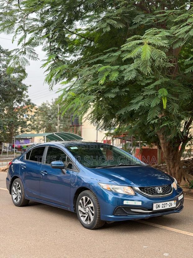 Honda Civic LX 4dr Sedan (1.8L 4cyl 5M) 2015 Blue