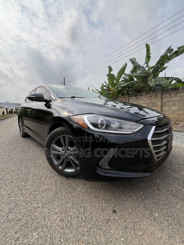 Hyundai Elantra 2018 Black