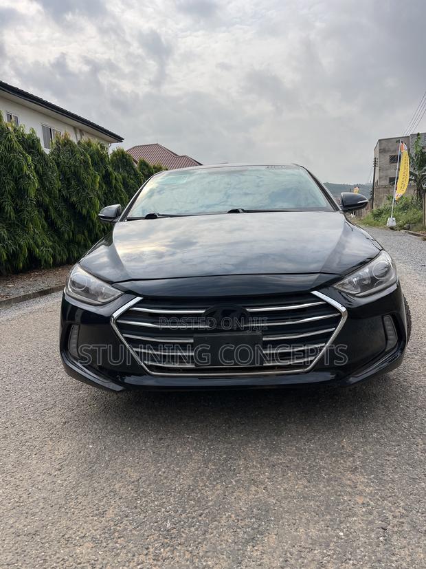 Hyundai Elantra 2018 Black