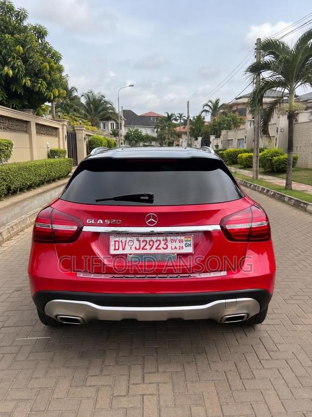 Mercedes-Benz GLA 250 2019 Red