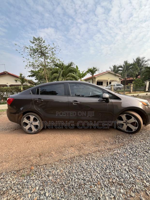 Kia Rio 2013 Brown