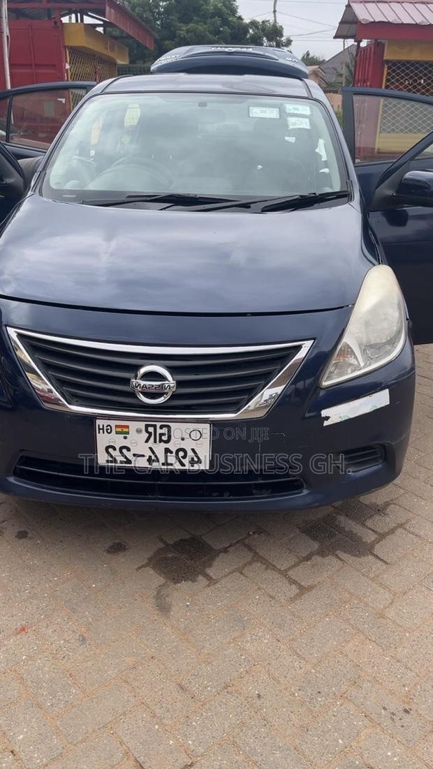 Nissan Sentra 2012 Blue