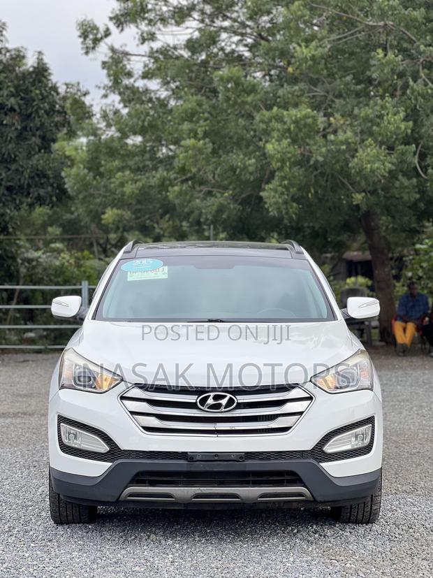 Hyundai Santa Fe 2015 White