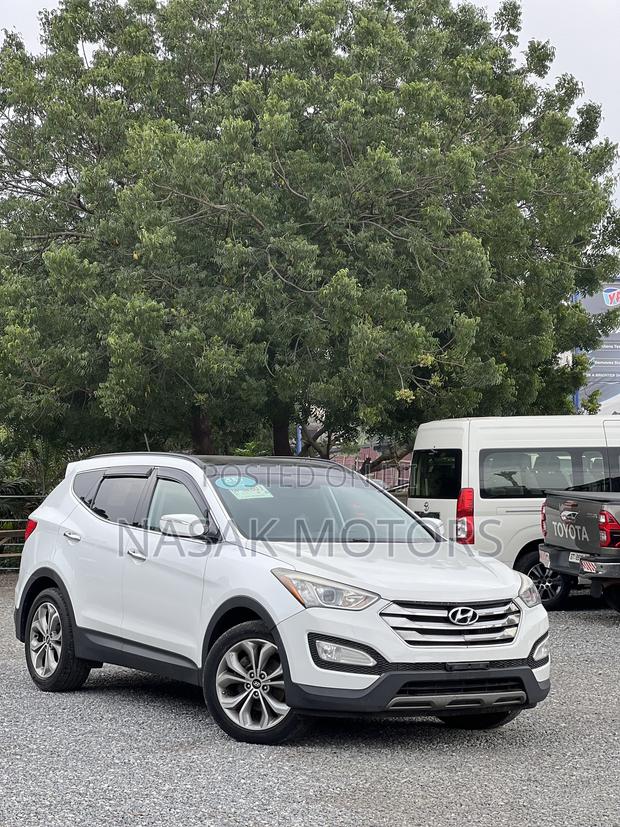 Hyundai Santa Fe 2015 White