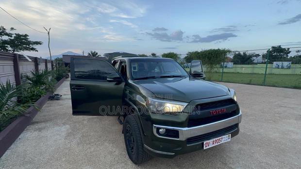 Toyota 4-Runner Limited 4dr 4x4 (4.0L 6cyl 5A) 2016 Green