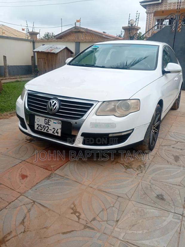 Volkswagen Passat 2008 White
