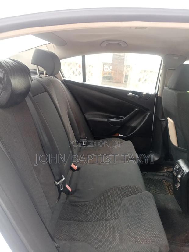 Volkswagen Passat 2008 White