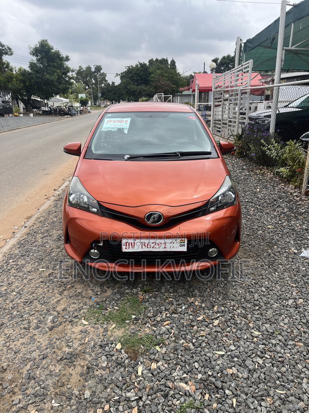 Toyota Vitz 2016 Orange