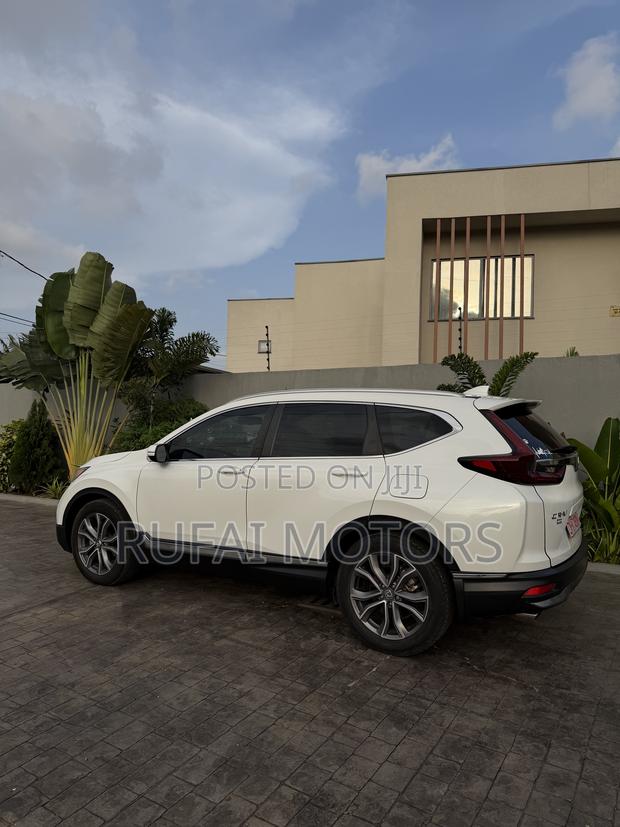 Honda CR-V Touring 2021 White