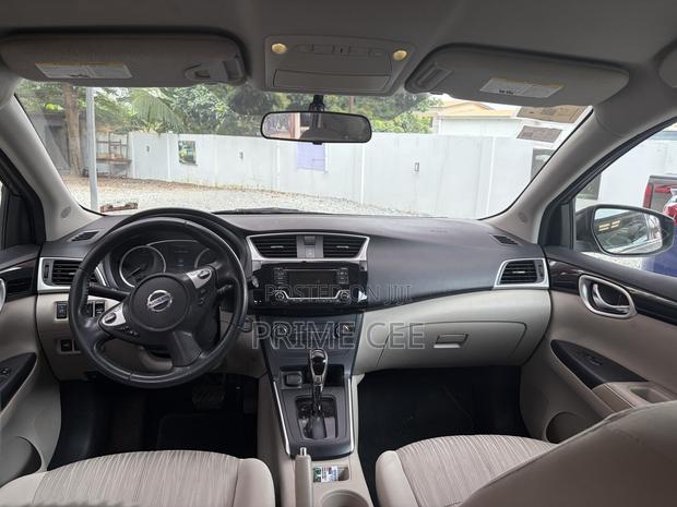 Nissan Sentra SV 2016 Brown
