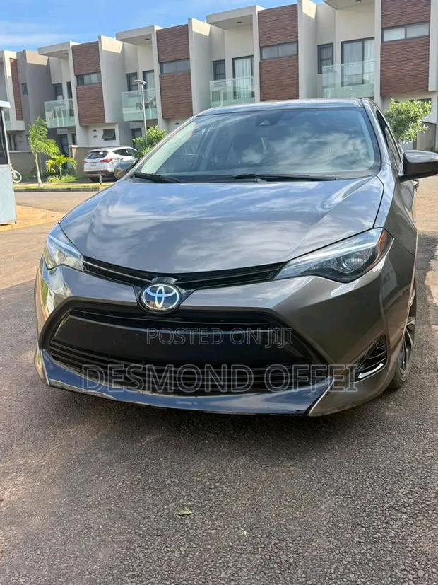 Toyota Corolla 2018 Gray