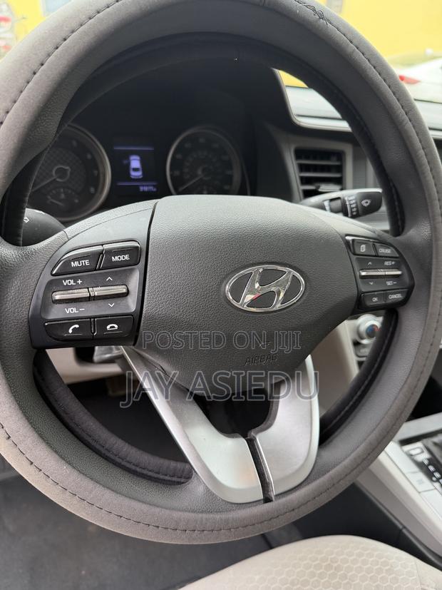 Hyundai Elantra 2020 Gray
