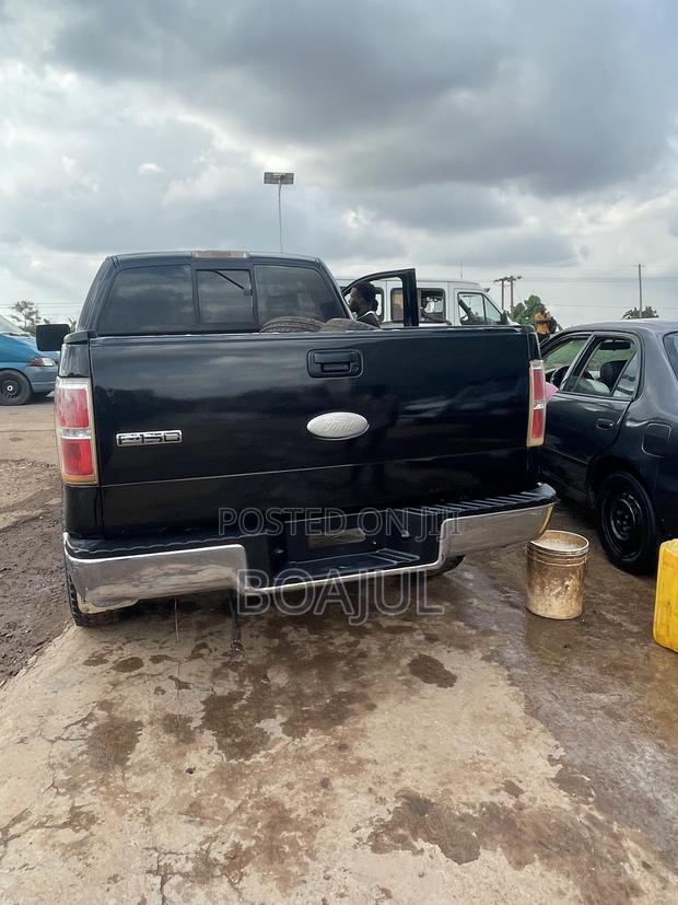 Ford F-150 2006 Black